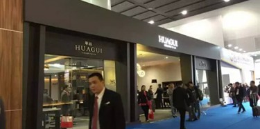 老板，我們也該換換了！廣州辦公家具展開幕@BOSS