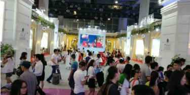 畢加展覽為美博會的展臺設(shè)計(jì)搭建傾盡一生，只為遇見最美的你