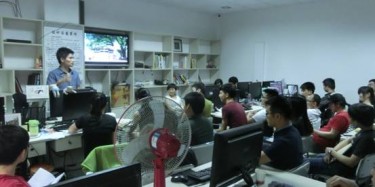 客戶為本，畢加展覽召開設(shè)計業(yè)務(wù)模擬溝通會議